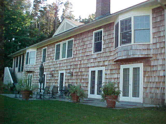 Building photograph for 45 CANTERBURY LANE